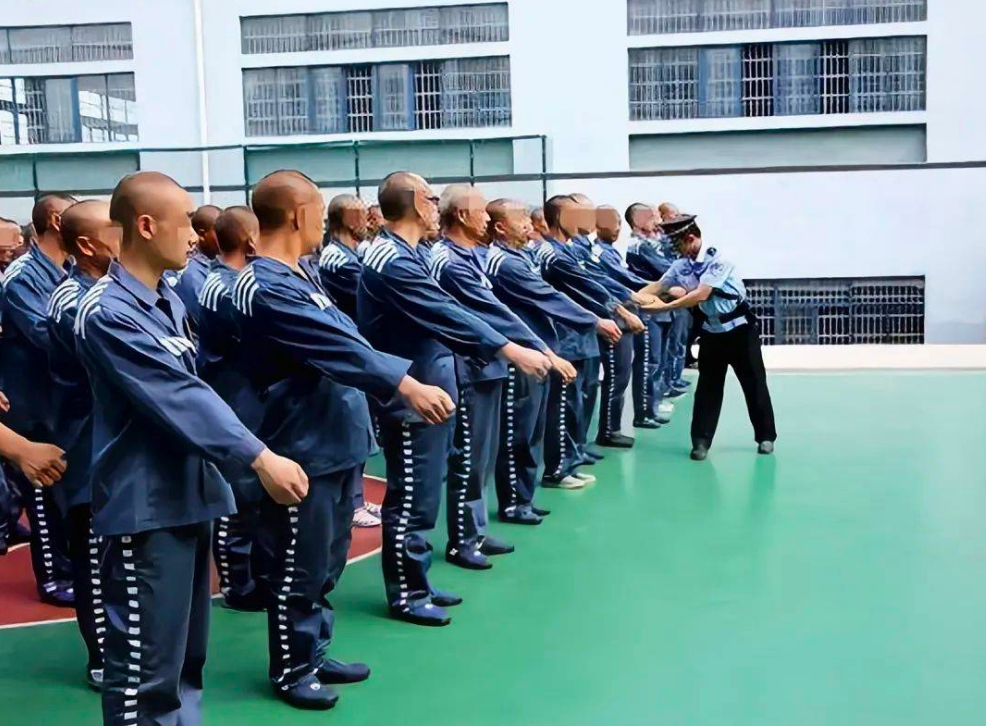 入监三个月，服刑人员该怎么适应监狱生活？
