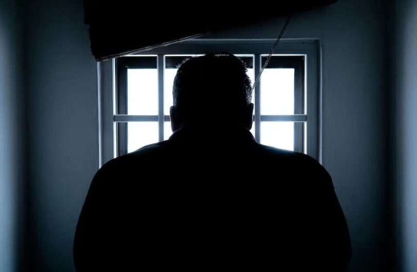 父母有案底，对孩子上学、就业有哪些影响?
