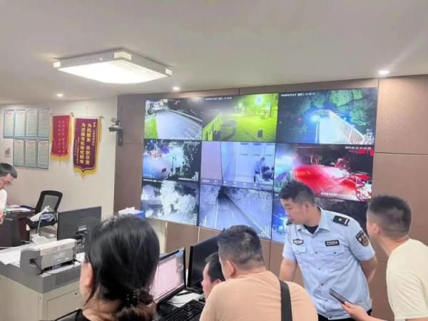 四川15岁男孩失联 手机里发现遗书 民警搜山38小时紧急救援