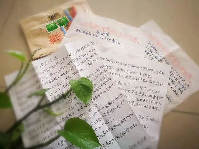 这样写信不怕监狱的服刑人员收不到！