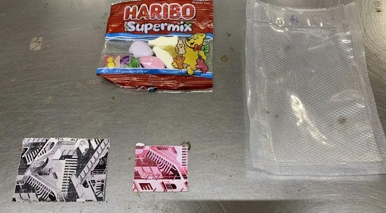 新型毒品:见到这种花花绿绿小纸片立即报警！