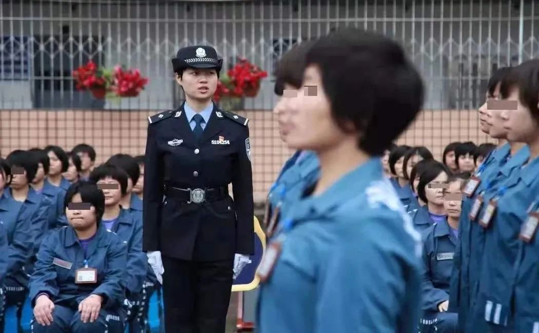 围观 | 说说罪犯囚服的事！