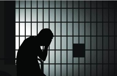 在监狱，总能听到罪犯说后悔……