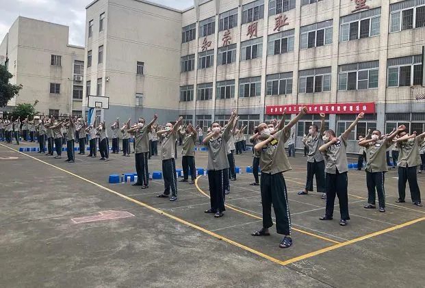 没坐过牢的人比坐过牢的更害怕监狱